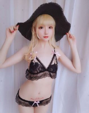 《红颜》
