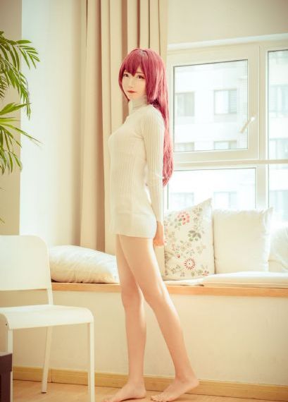 妲己把裤子脱了打开腿让人