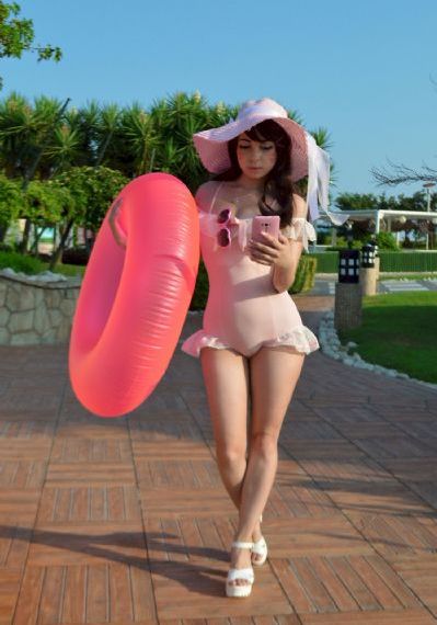 绝色黑寡妇